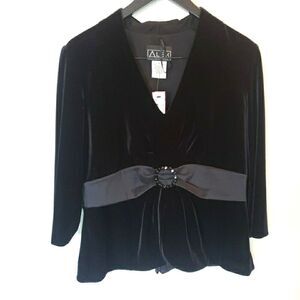 Alex Evenings Black Velvet Dressy Blouse 3/4 sleeves Rhinestone Buckle Size L